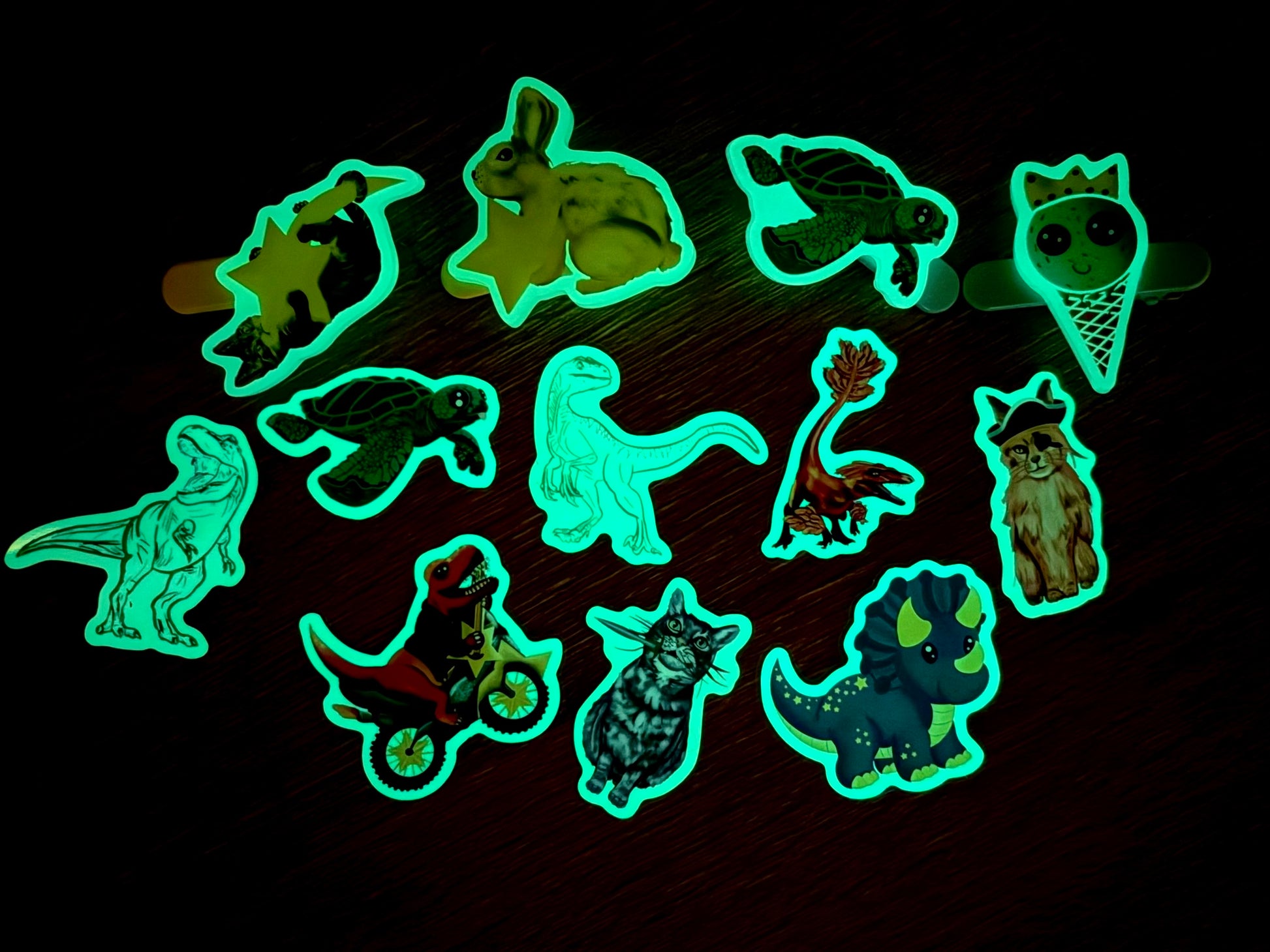 Mint Ice cream King Glow in the Dark Hair Clip
